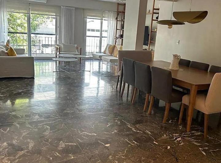 HERMOSO DEPARTAMENTO DE 5 AMBIENTES + COCHERA Y BAULERA EN BELGRANO 5