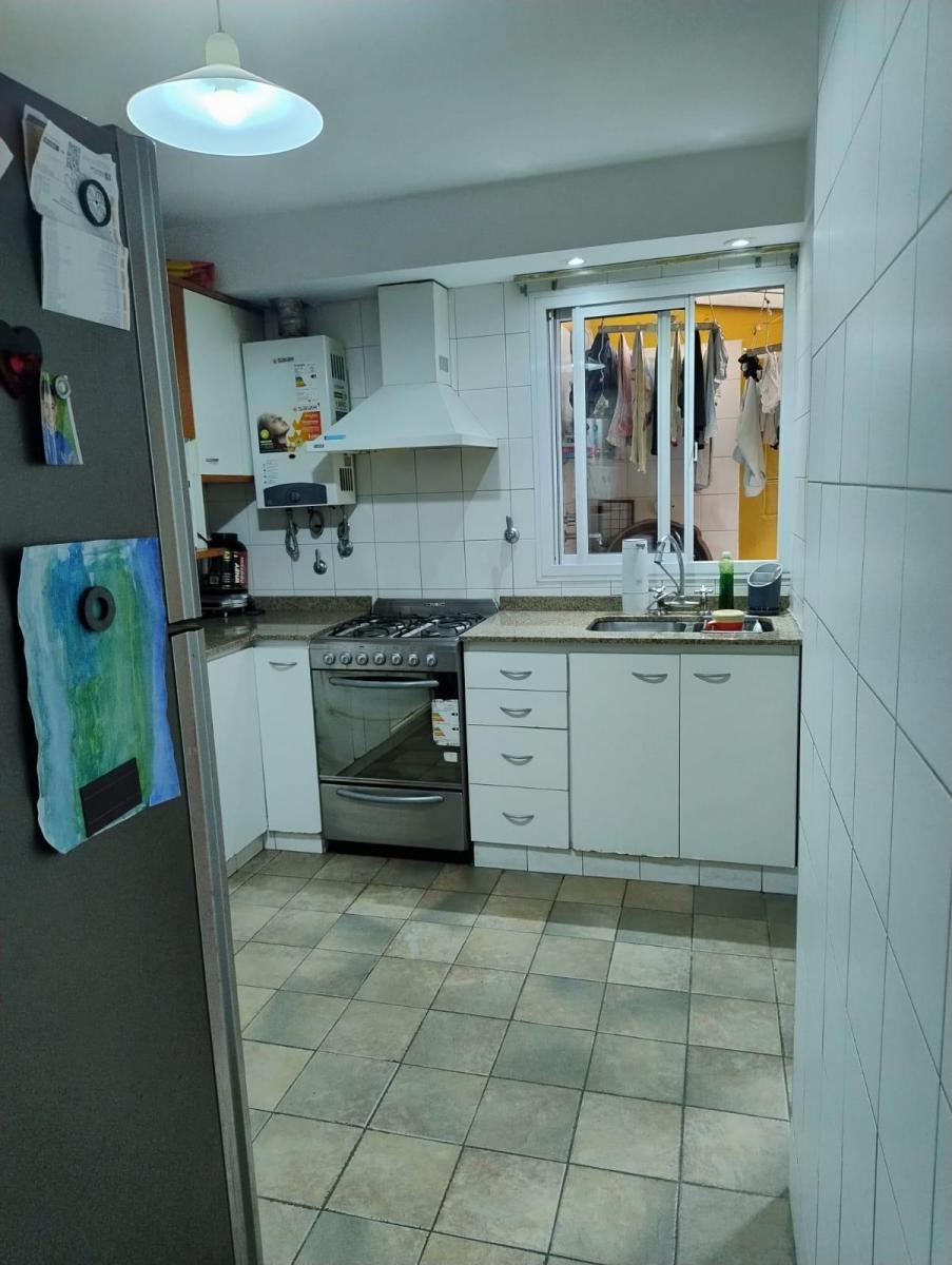 Foto de VENTA FRENTE BALCON 3 AMB C/DEP LIVING 2 DORM BAÑO C/JACUZZI COC, imagen 3