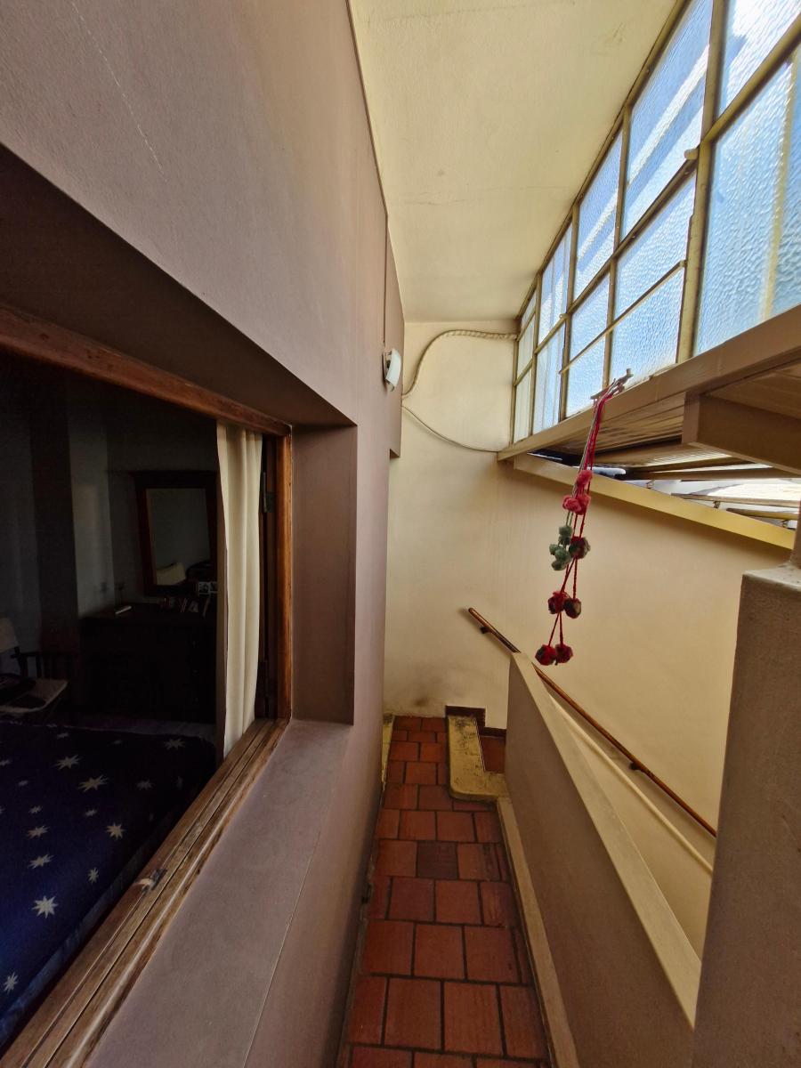 Venta Casa 6 Amb 3 Al Frente y 3 C/frente Entrad Indv Ideal P/2 Flias Local Gar 5