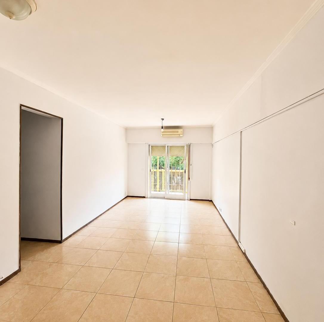 Foto de Departamento 4 ambientes en venta en Caballito | 3 dormitorios, frente, imagen 4