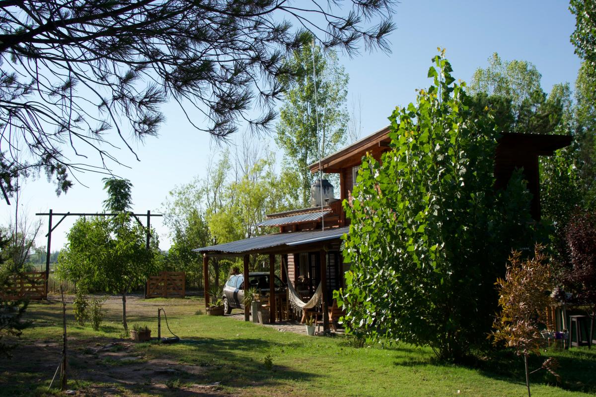 Oportunidad en Chacayes, Tunuyán - Dos Cabañas en Venta con Lote y Pileta 2