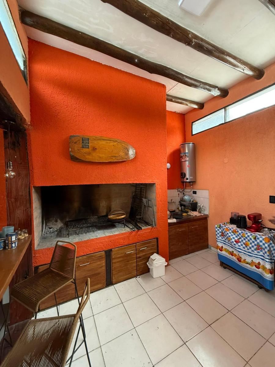 Casa de Categoría en Venta – Pleno Centro de Tunuyán 5