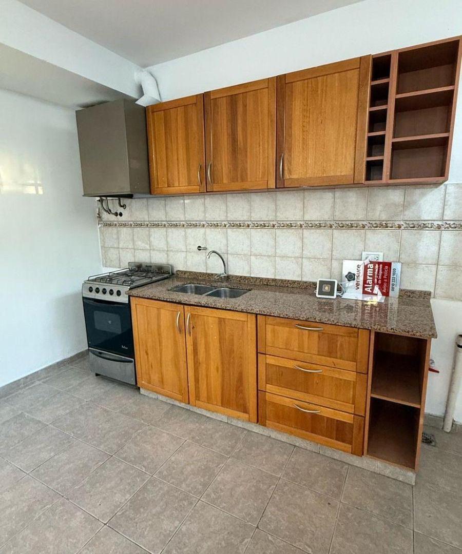Foto de GRAN OPORTUNIDAD EN ALQUILER DPTO 3 DORMITORIOS 1PISO CON COCHERA, imagen 1