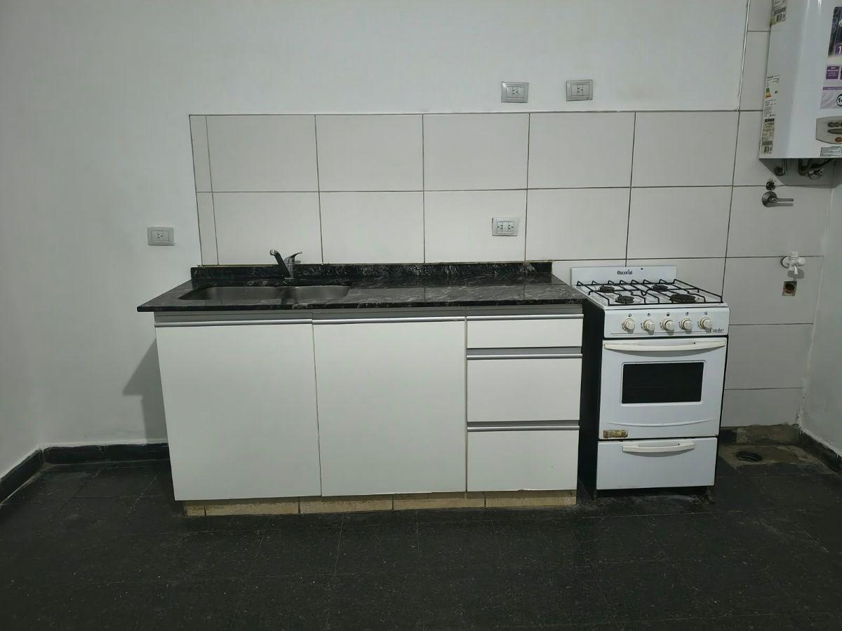 Foto de ALQUILER DEPARTAMENTO BARRIO PUEYRREDON CON TERRAZA, imagen 3