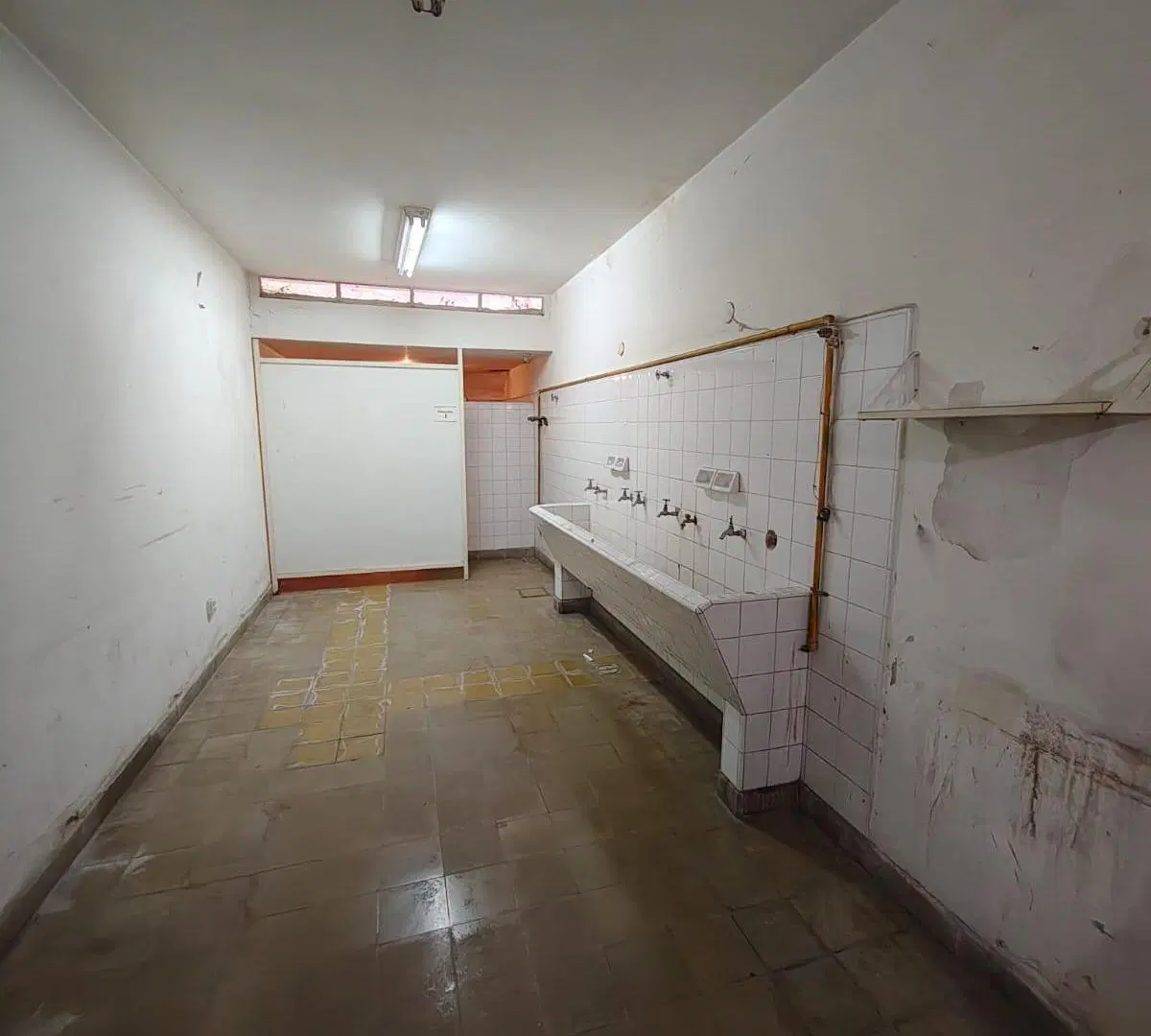 Galpón en Alquiler | Garibaldi 541 | 700 m² | Zona Hospital Córdoba 4