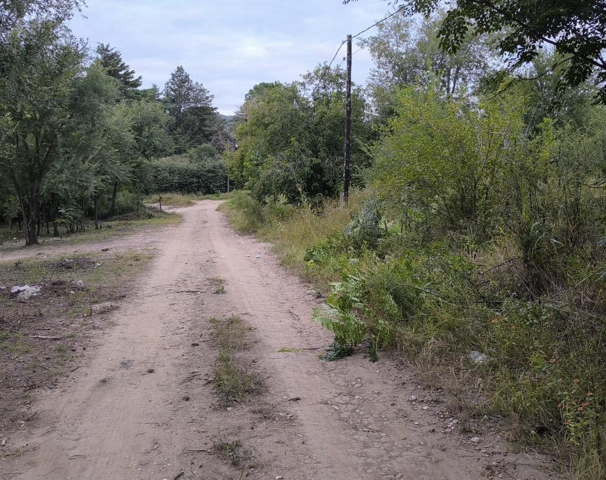 Vendo lote de 712m2 en Cosquin- Molinari Cordoba