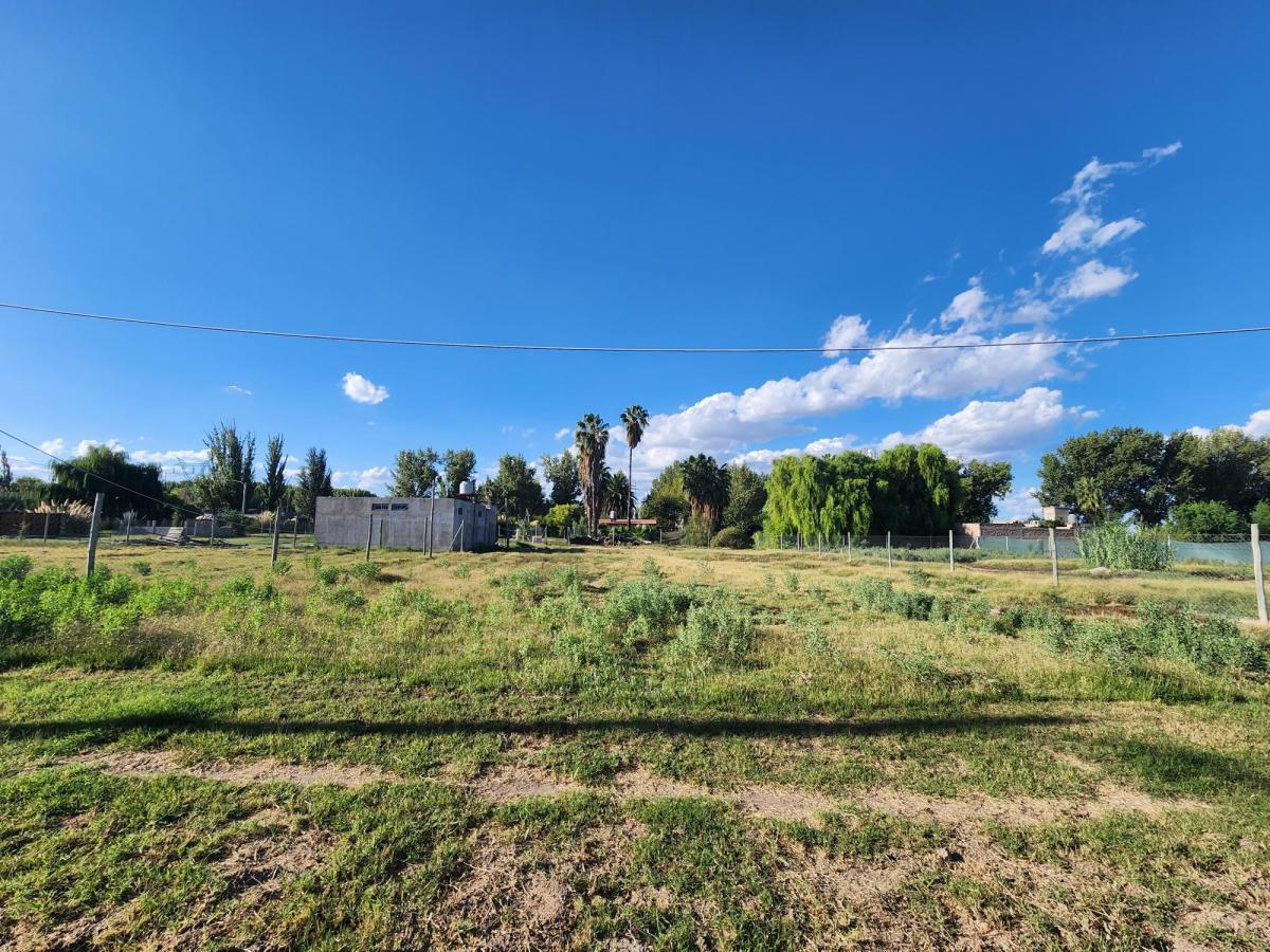 Lote en Venta en El Barrio Privado Divina Rosa! Los Corralitos, Gllen. 3