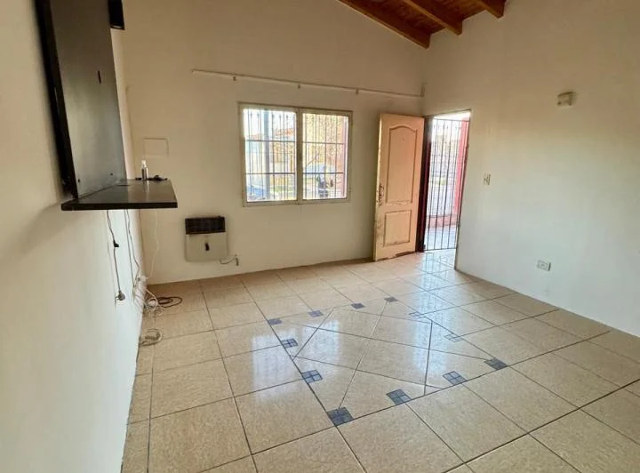 ¡CASA EN ALQUILER EN LUZURIAGA! MAIPU! 2