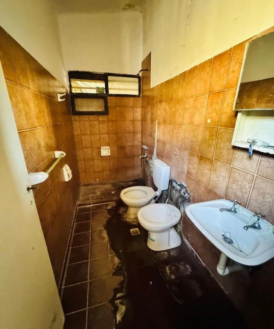 ¡Casa en Venta Ideal para reciclar! Barrio El Rodeo en Maipu. 3
