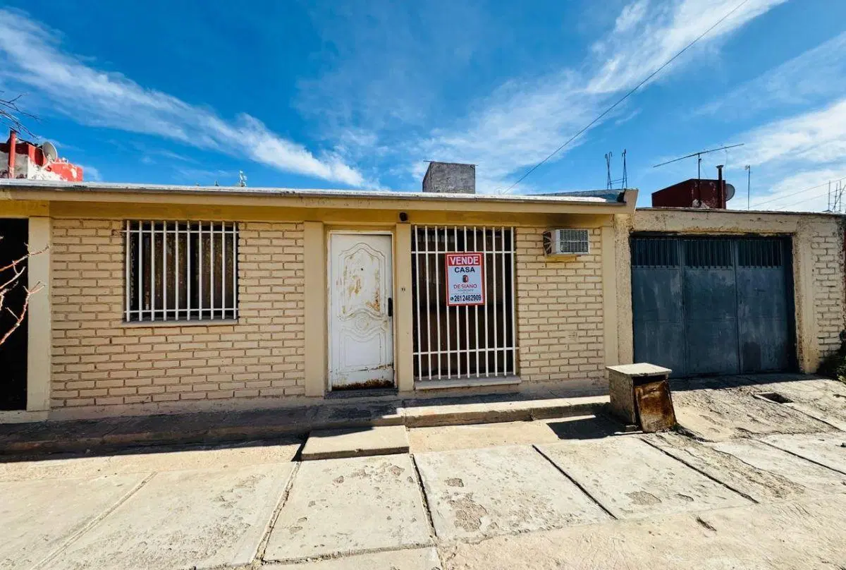 ¡Casa en Venta Ideal para reciclar! Barrio El Rodeo en Maipu. 4