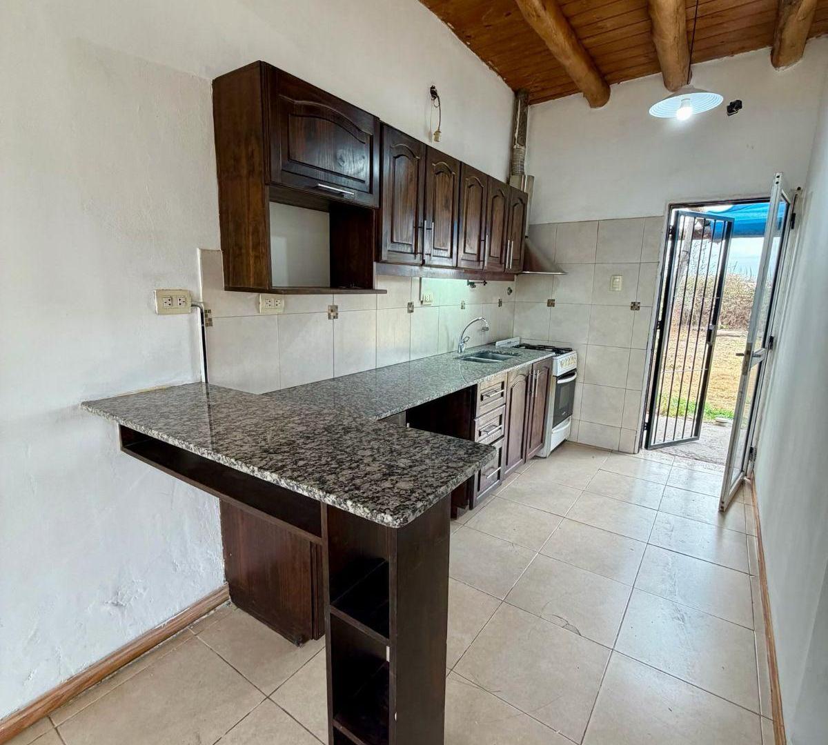 Foto de ¡Casa en Alquiler en Barrio Semi privado Vistas de Salcedo en Los Corralitos! Gllen., imagen 1