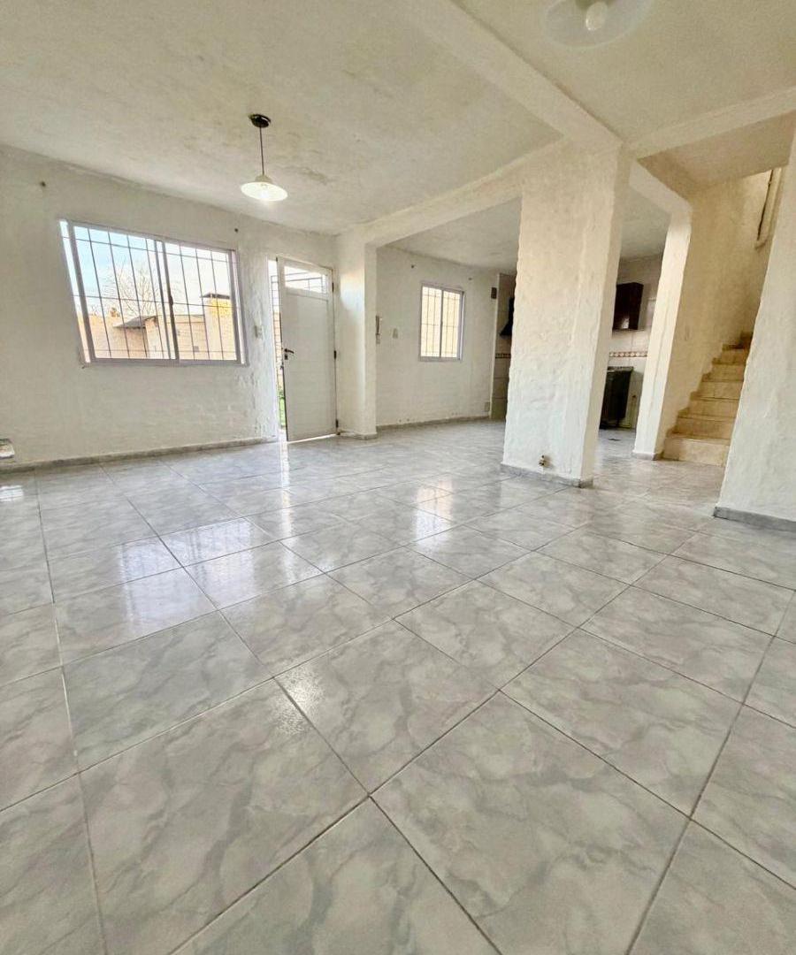 Foto de ¡Hermoso Duplex en Alquiler! en un complejo privado en Los Corralitos, imagen 2