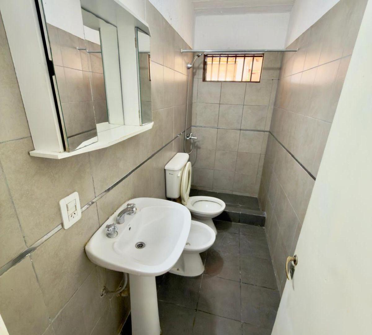 Foto de ¡Casa de 1 Dormitorio en Alquiler! en Barrio Covimet en Rodeo de la, imagen 2