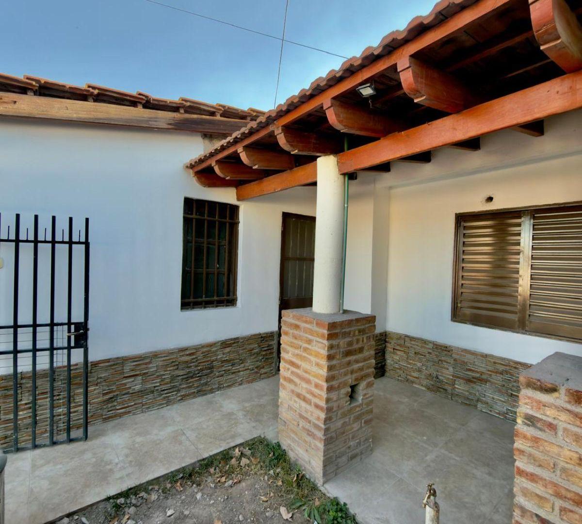 Foto de ¡Casa de 1 Dormitorio en Alquiler! en Barrio Covimet en Rodeo de la, imagen 1