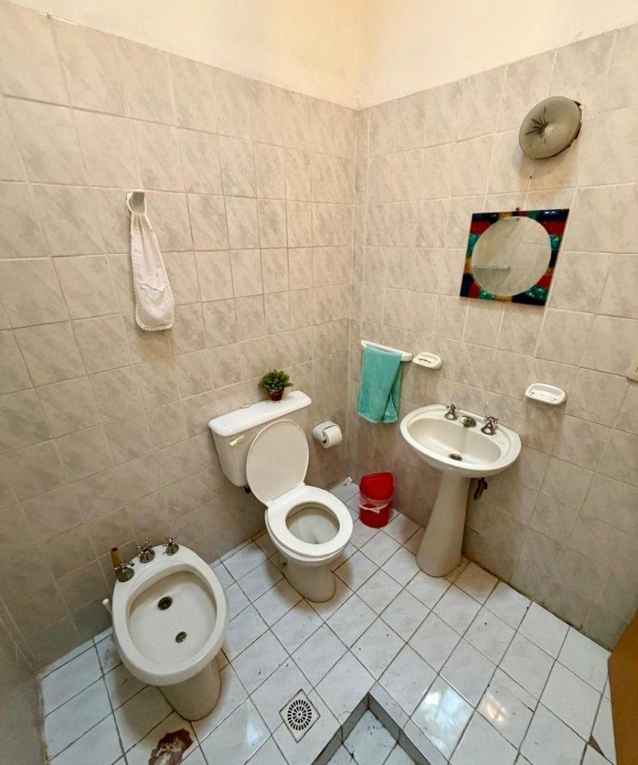 Foto de Hermosa casa con quincho y piscina en Venta en Los Corralitos!, imagen 2