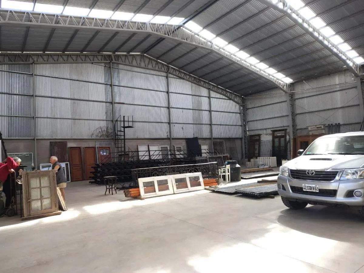Alquiler Excelente GALPON de 414 mts2 en Av. Mario Bravo y Einstein, Mar del Plata 5