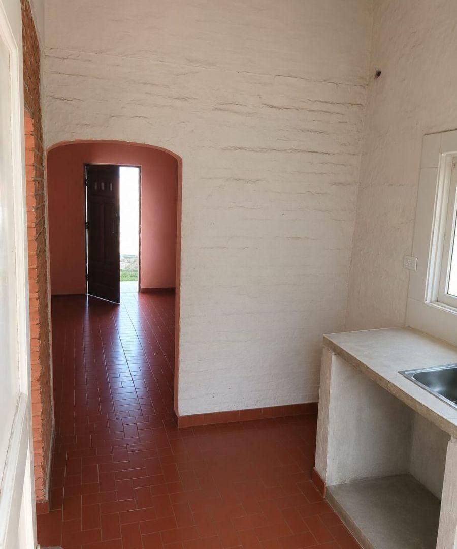 Foto de OPORTUNIDAD! ACEPTA FINANCIACION! Casa 3 ambientes en Frente Mar, imagen 2