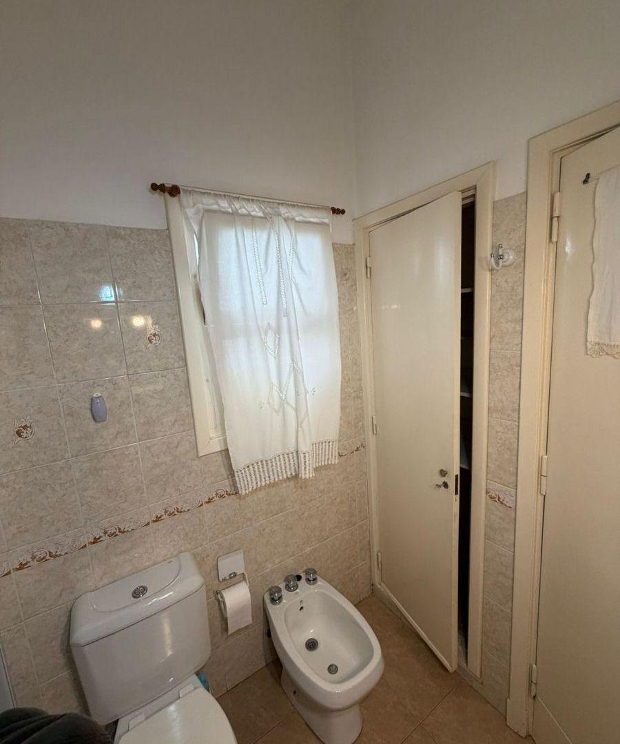 Foto de Alquiler 24 meses excelente chalet 4 ambientes en Los Troncos, imagen 5