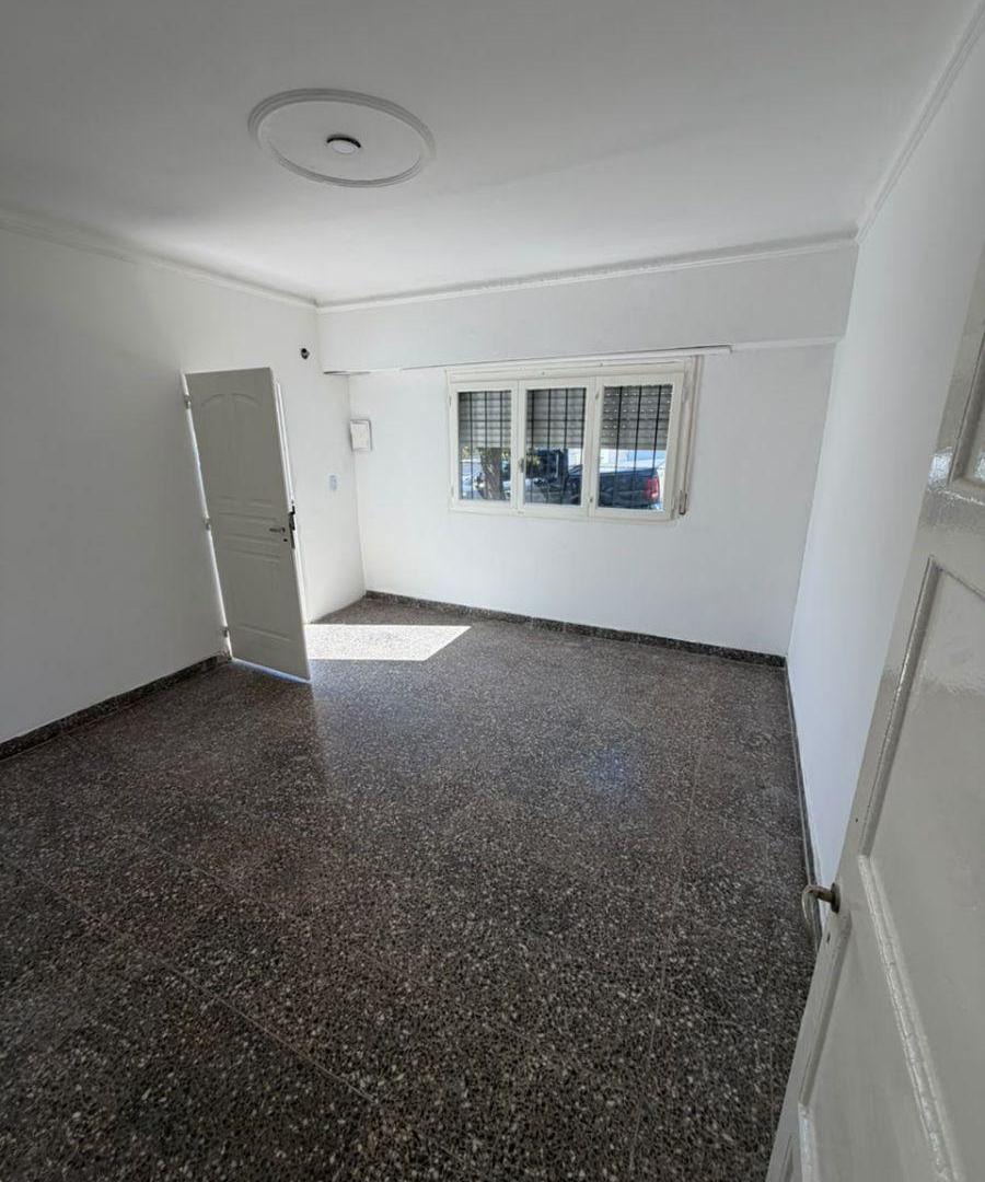 Foto de Alquiler 24 meses PH 3 ambientes en Villa Lourdes, imagen 1