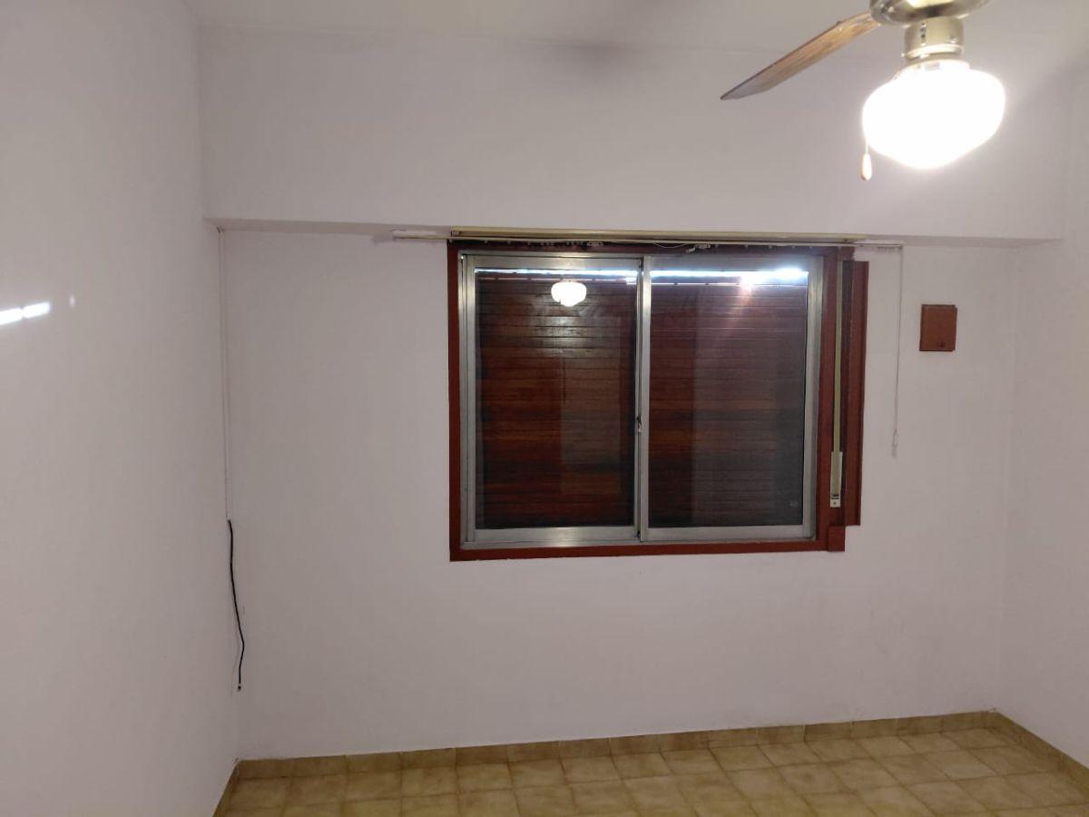 Foto de ALQUILER – AMPLIO DEPARTAMENTO EN ZONA CENTRO OESTE, imagen 4