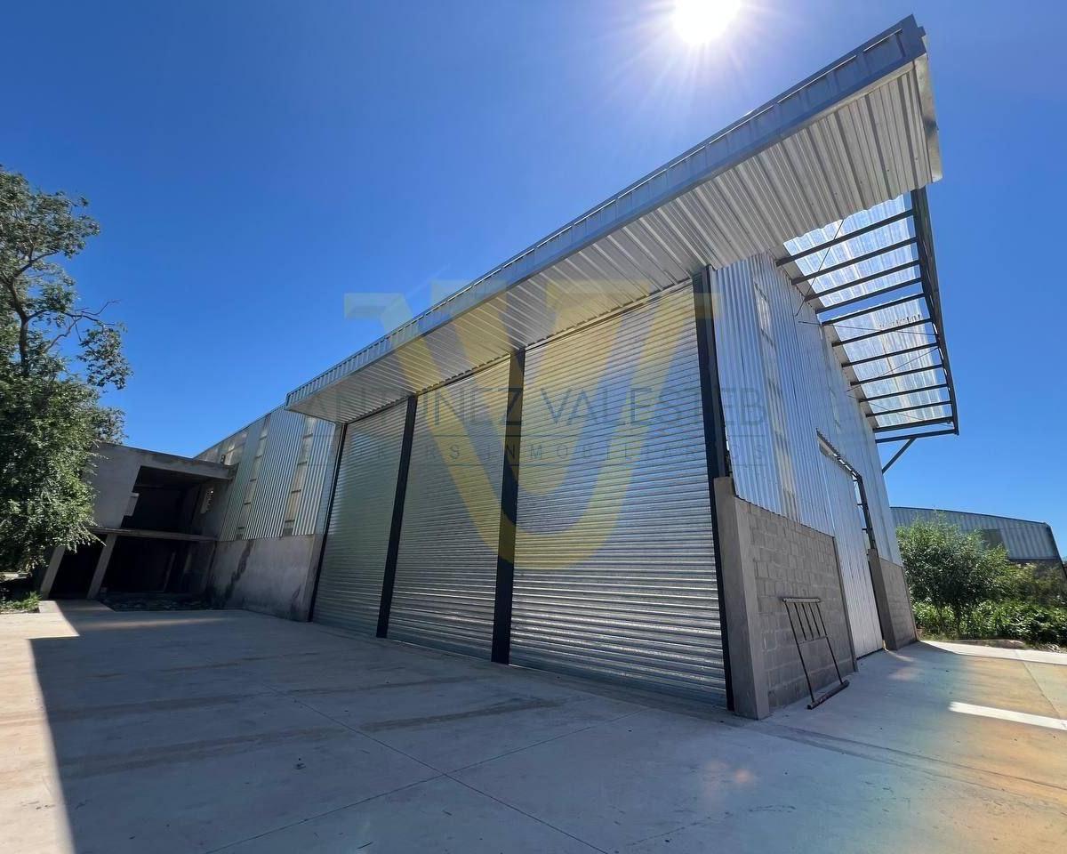 Alquilo 2 Galpones de 680 m² Planta Libre + 120 m² Oficinas C/ua Estrenar (Ga 414) 4