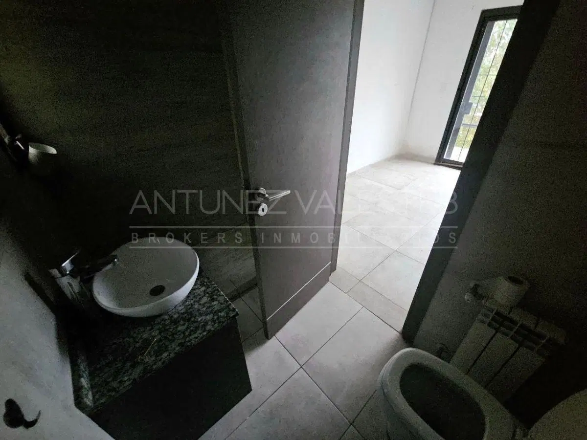 Alquilo Hermosa Casa 3 Dorm. En Housing Cerrado. Condor Alto - Villa Allende ( Caa 014) 3