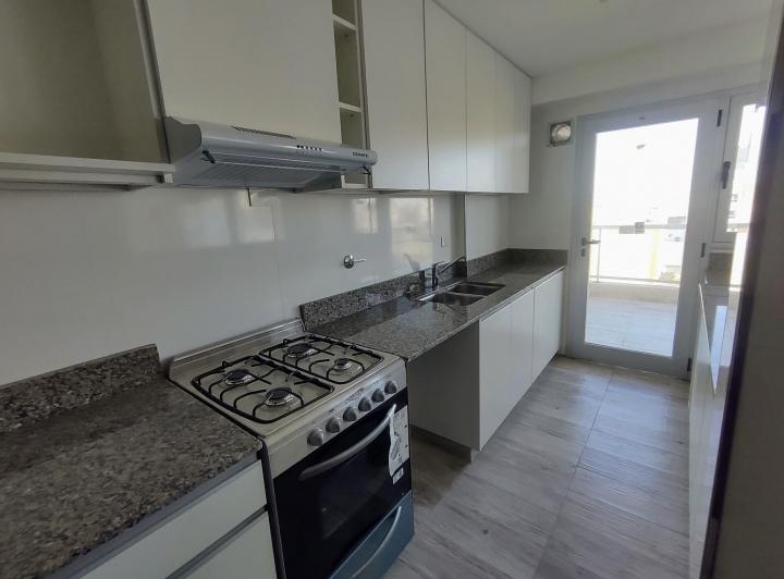 Venta pisos a estrenar de 4 ambientes 4