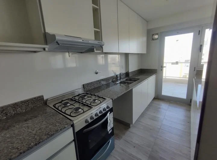 Venta pisos a estrenar de 4 ambientes 5
