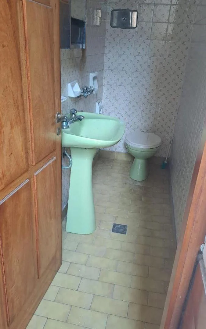Foto de CASA 4 AMBIENTES CON COCHERA EN PARQUE CHACABUCO, imagen 2