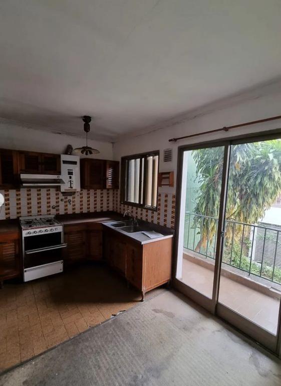 Casa en Venta + Departamento en San Jerónimo Al 2000. 3