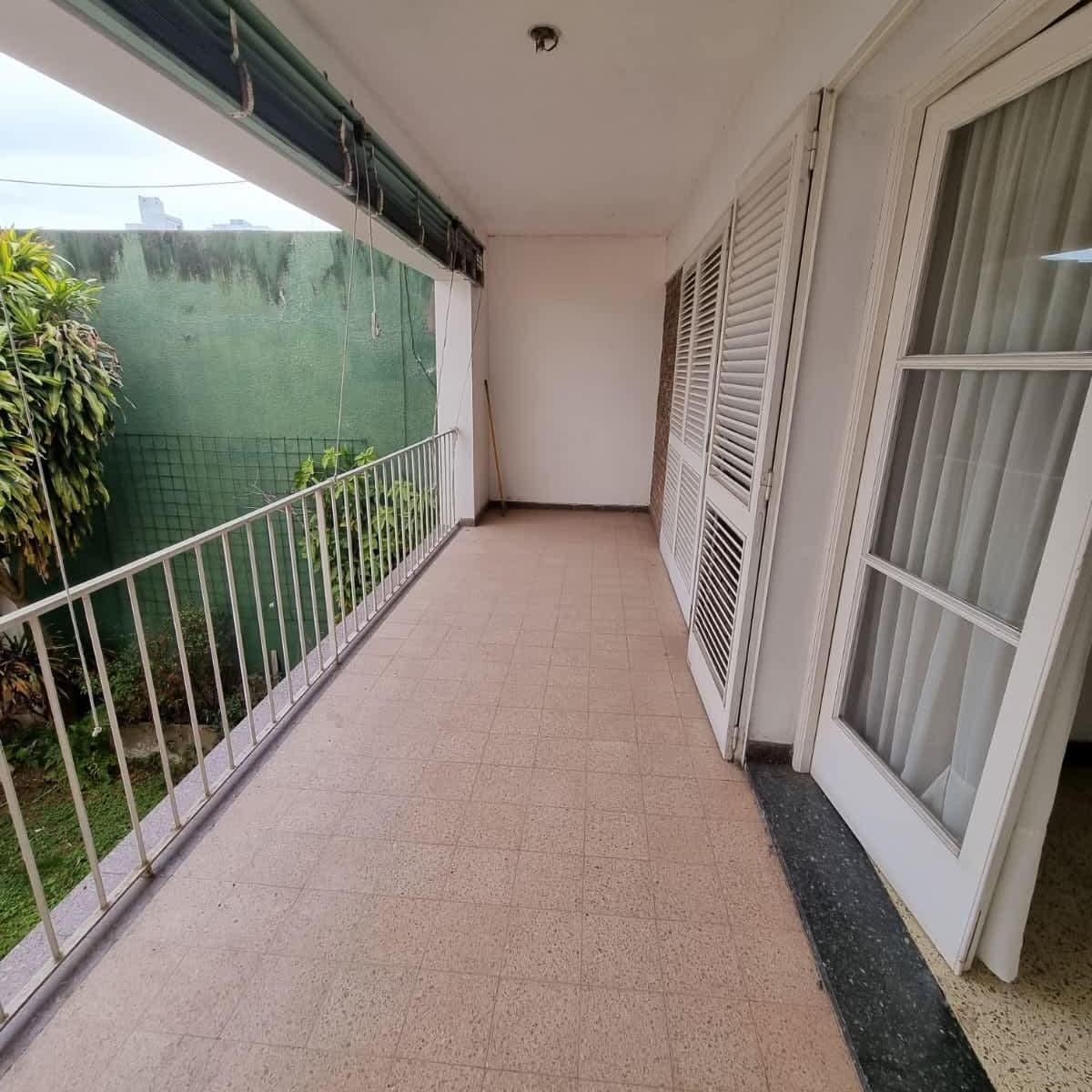 Casa en Venta + Departamento en San Jerónimo Al 2000. 3