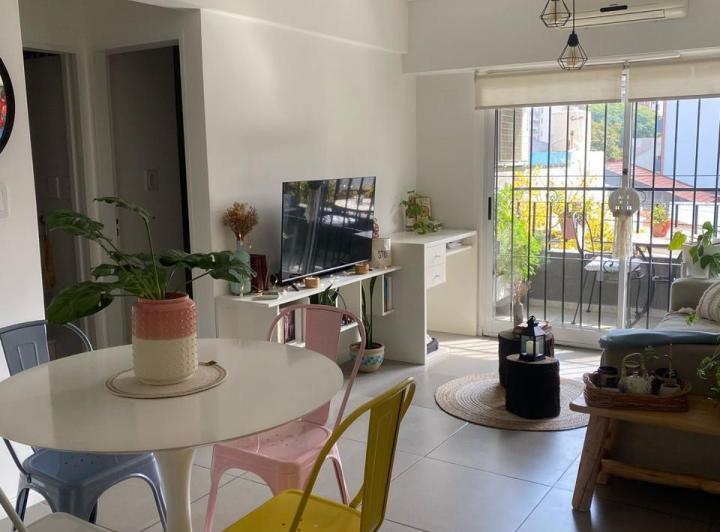 Hermoso departamento de 2 ambientes en alquiler en el centro de Lanús 1