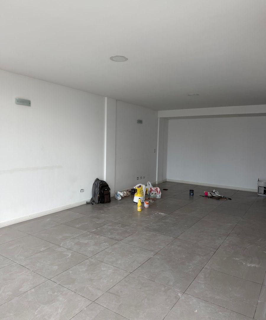 Foto de 24 meses piso 3 amb en gascon y la rioja, imagen 2