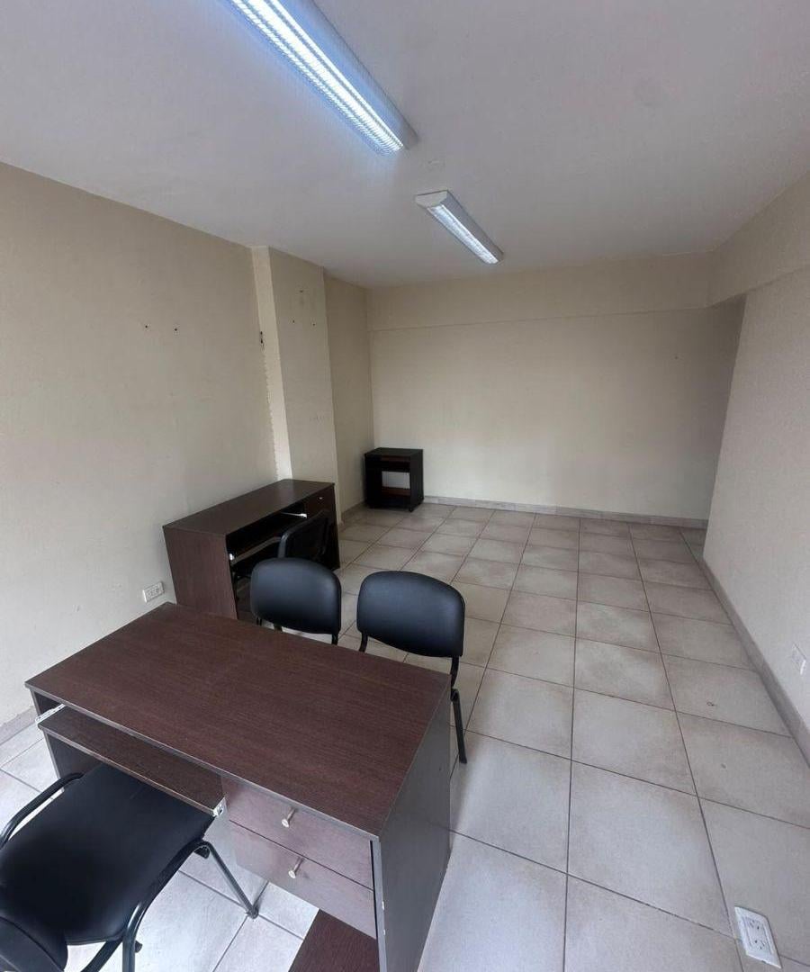 Foto de alquiler 24 meses oficina/consultorio luro 3280, imagen 2