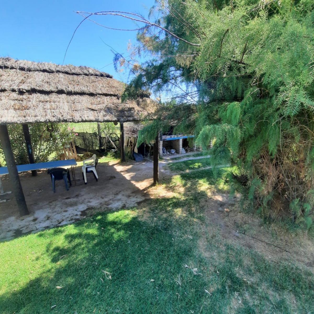 Casa con Amplio Jardin en Corralitos 5
