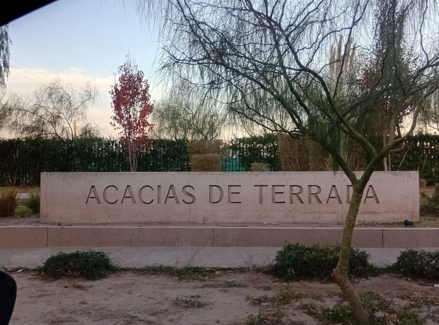 Foto de Lote en el Barrio Acacias de Terrada, imagen 1