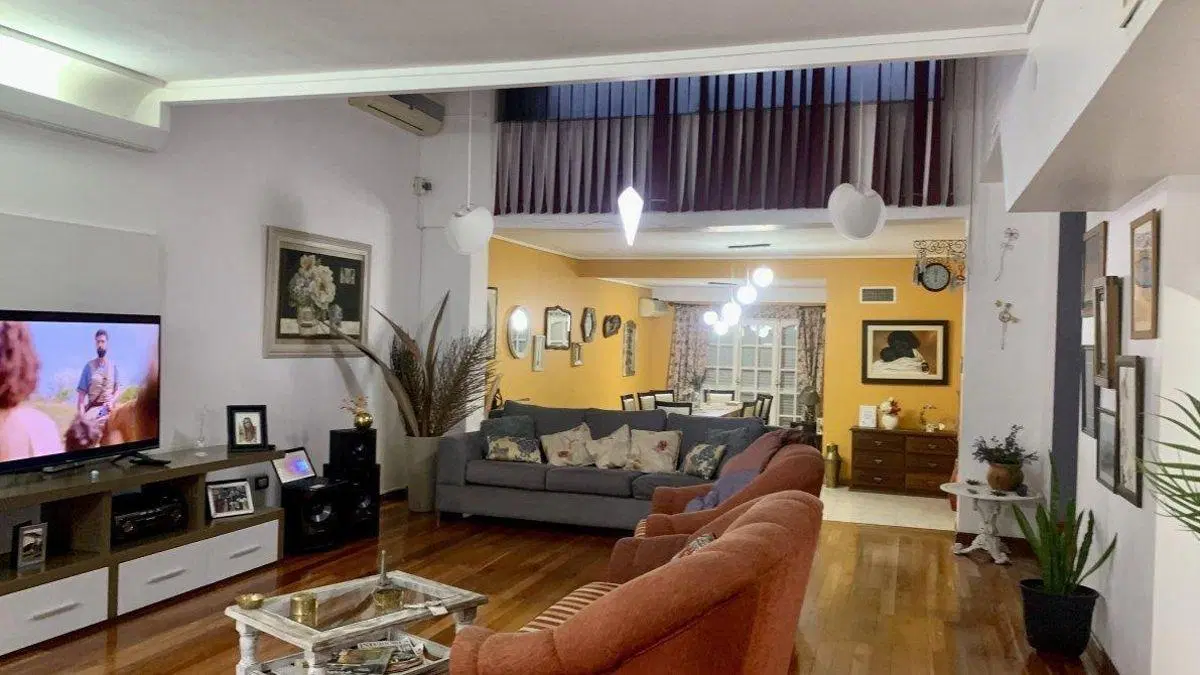 Chalet 6 ambientes en venta en hermosa zona 5