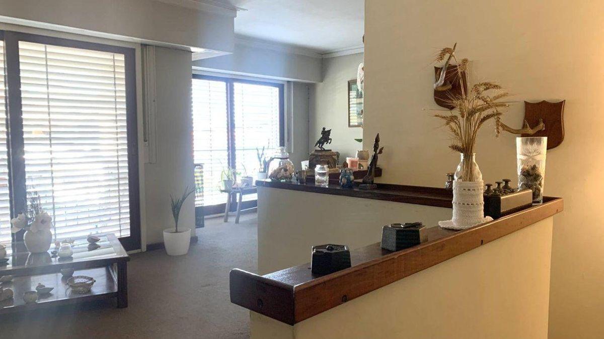 Foto de ¡APTO CRÉDITO! – CASA EN DOS PLANTAS CON POSIBILIDAD DE UNIFICACIÓN, imagen 4