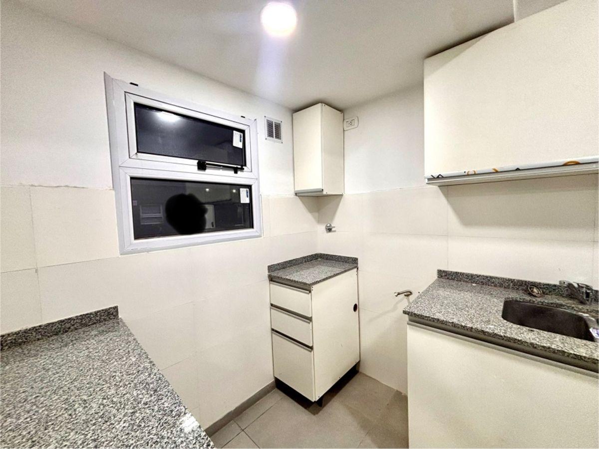 Foto de Dúplex de 3 Ambientes con Jardín y Cochera en Adrogué, imagen 3