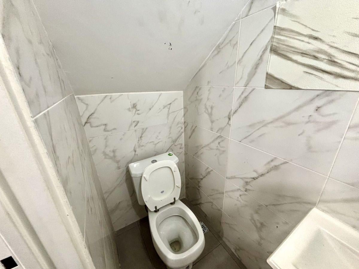 Foto de Dúplex de 3 Ambientes con Jardín y Cochera en Adrogué, imagen 4