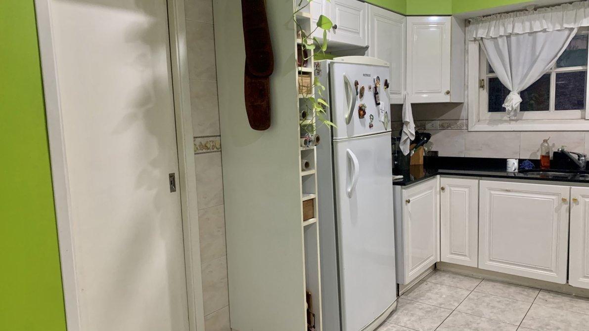 Foto de Chalet 6 Ambientes En Venta En Hermosa Zona - Sevillano Negocios, imagen 4