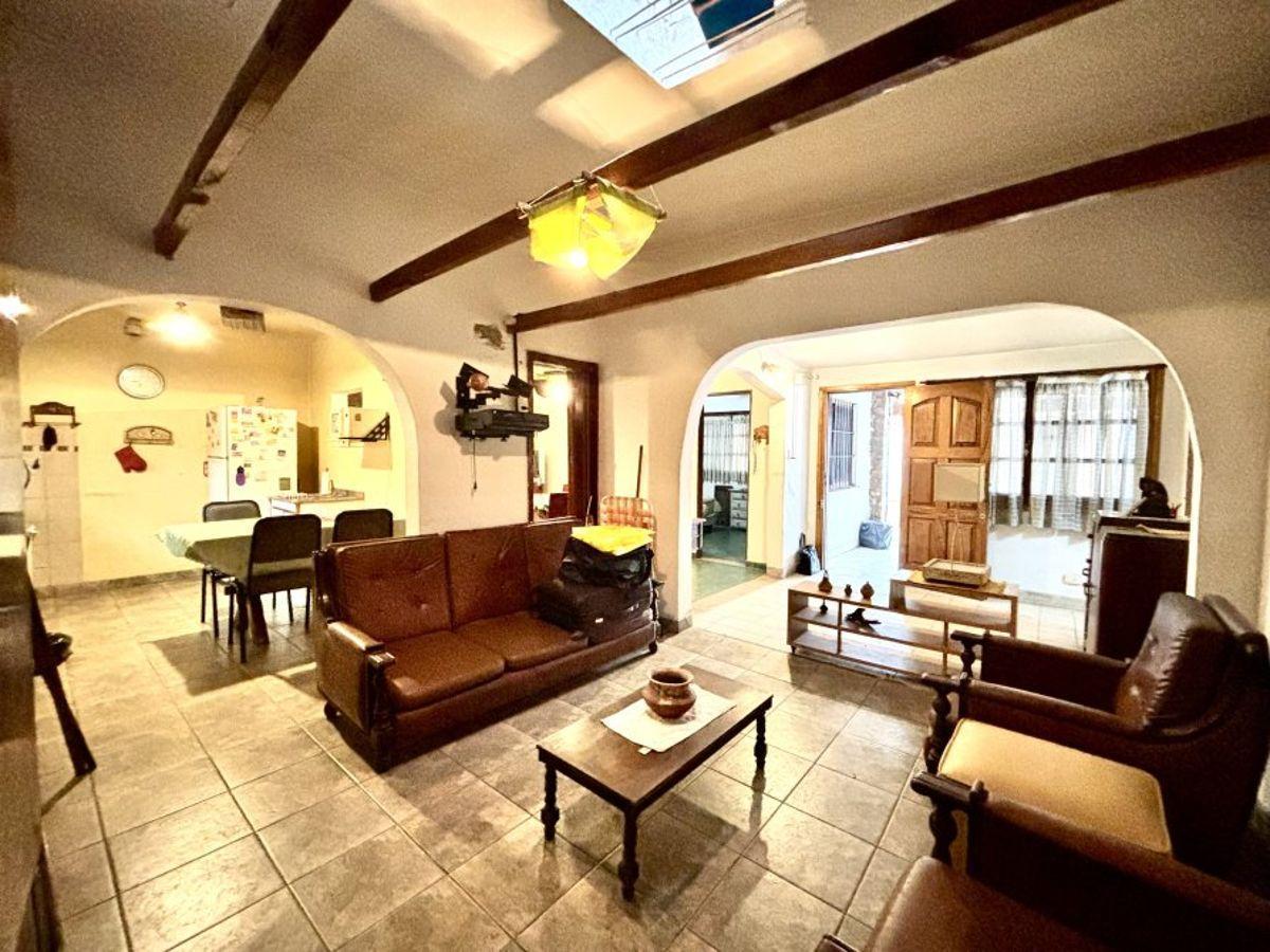 Foto de Apto Credito Casa en Venta 3 Ambientes en Excelente Ubicación a 2, imagen 3