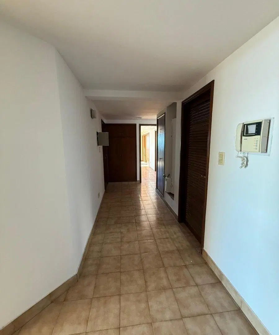 Departamento de Categoría en Piso Exclusivo con Vista Franca al Río 4