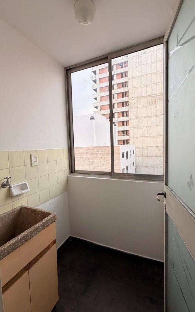 Foto de Amplio departamento de 1 dormitorio, imagen 2