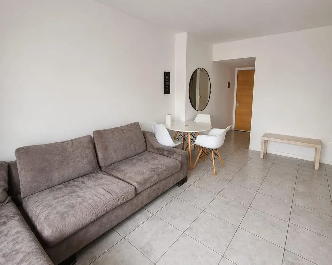 Departamento en venta 2 ambientes con balcón en Castelar 3
