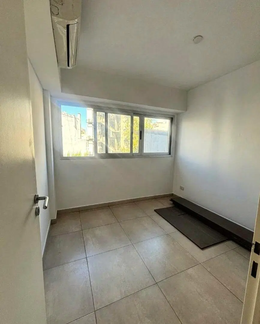 Departamento 2 ambientes con balcón en Castelar 1