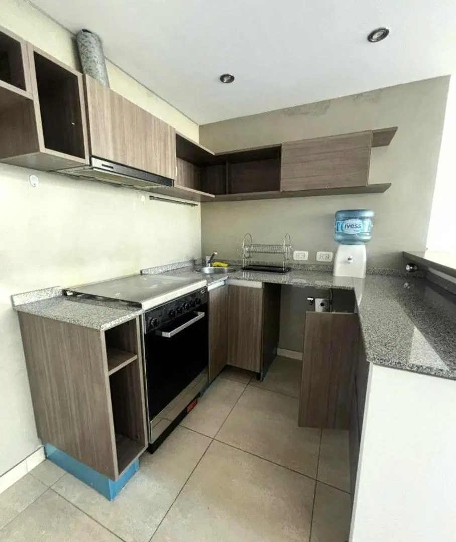 Departamento 2 ambientes con balcón en Castelar 2