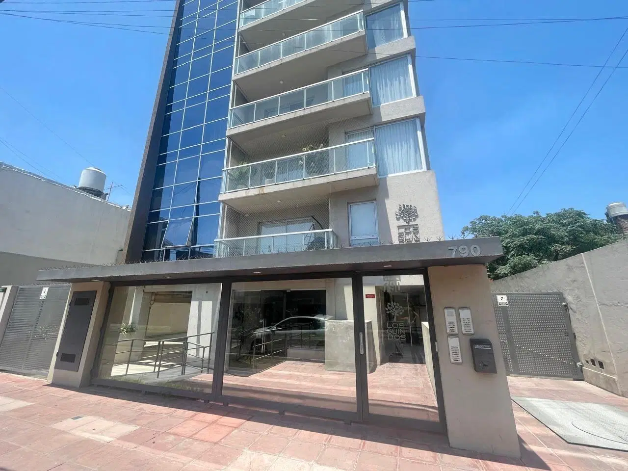 Departamento en Alquiler 3 ambientes con cochera en Ituzaingó 2