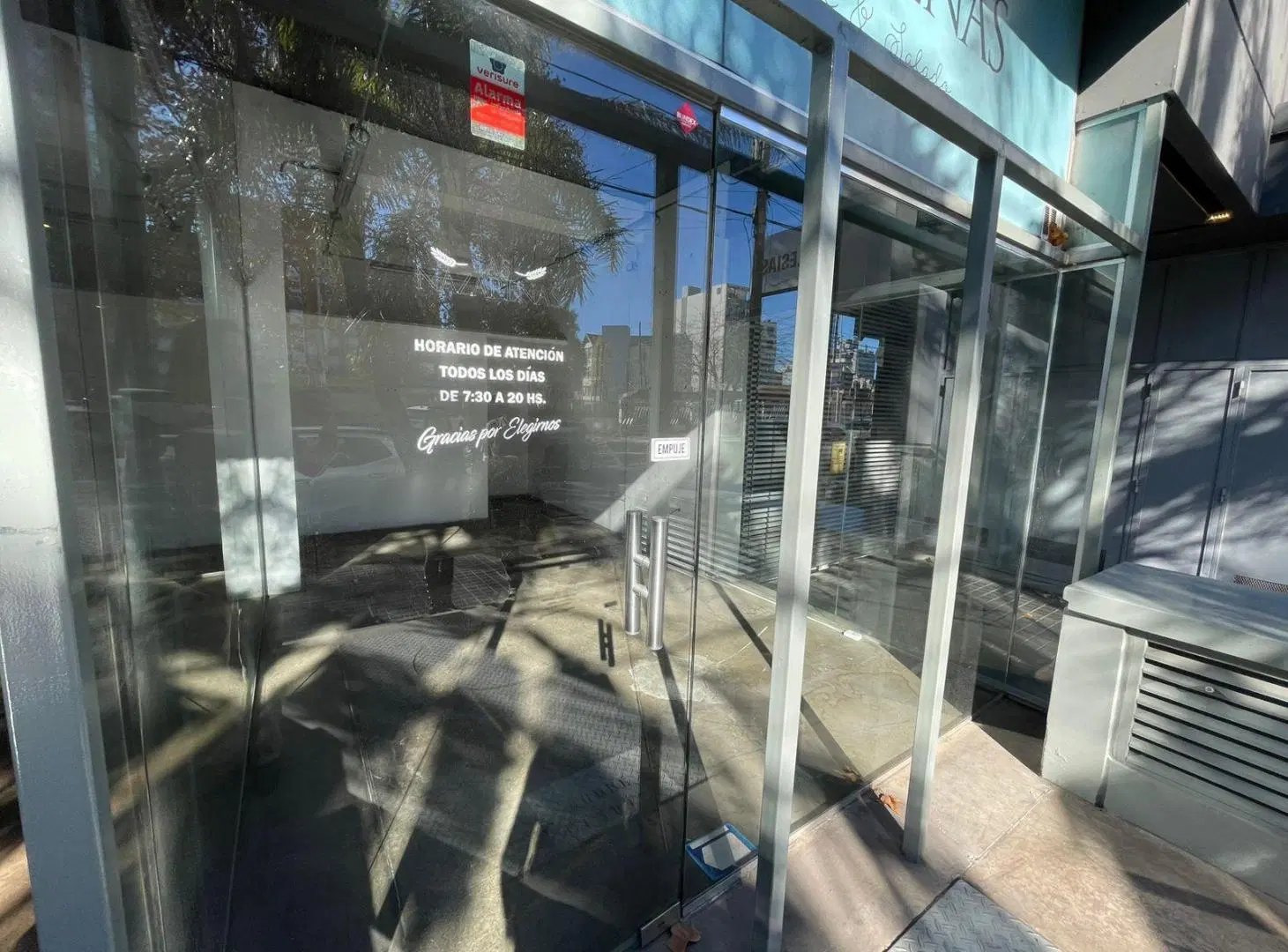Alquiler local comercial en Haedo 3