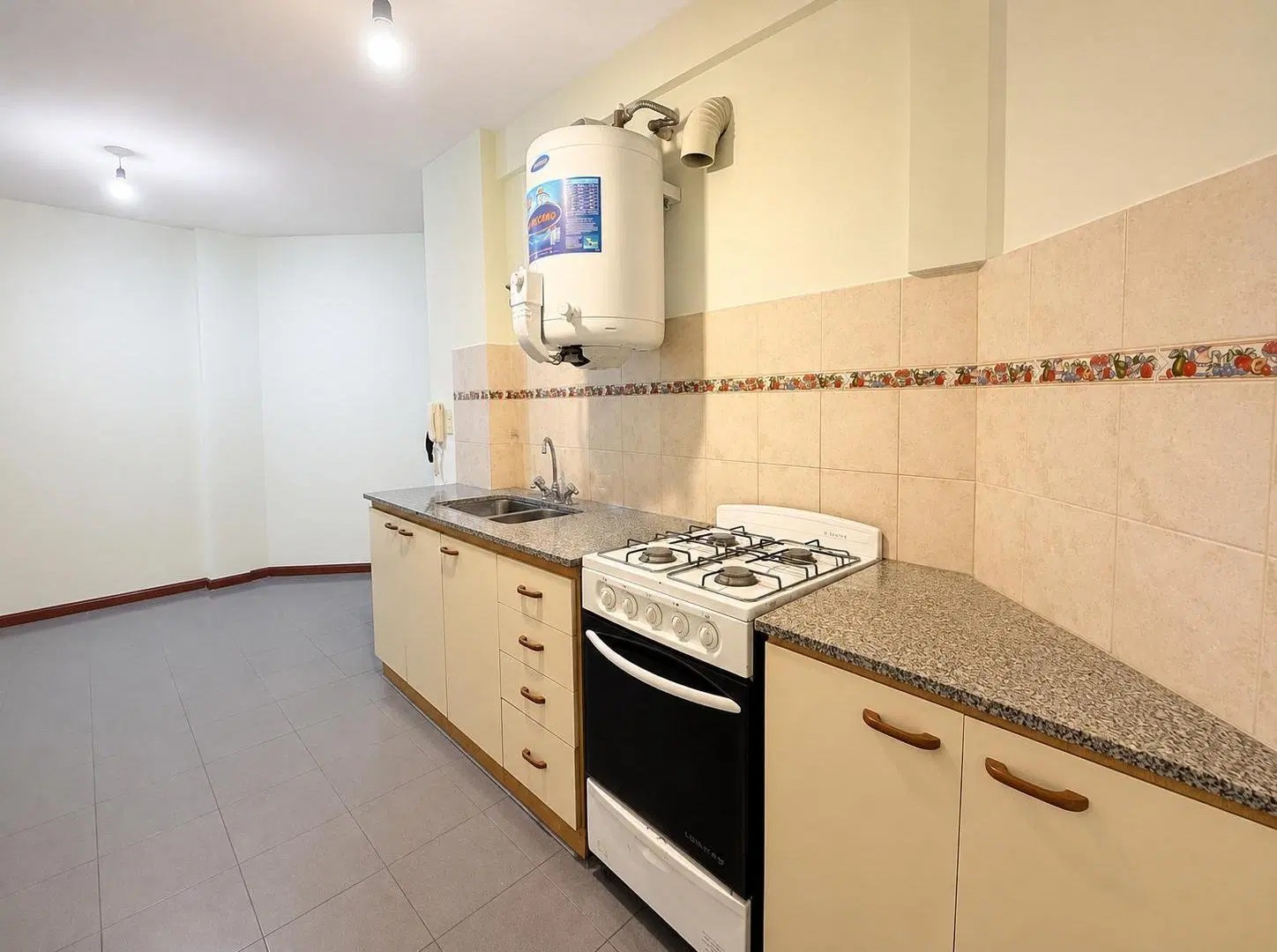 Alquiler departamento 1 ambiente en Morón 3